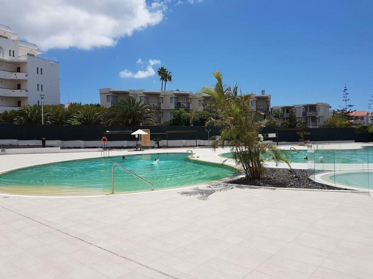San Marino With Heated Pool, Only 450 Meters To The Beach, Wifi أرونا المظهر الخارجي الصورة